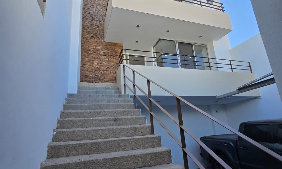 TRIADA21